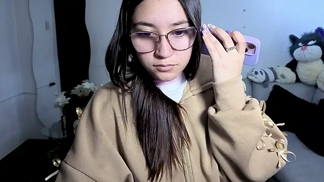 Snapshot of karla_cute01 chatting on July 2026 05:46:01 AM karla cute01 online show from July 2026 05:46:01 AM