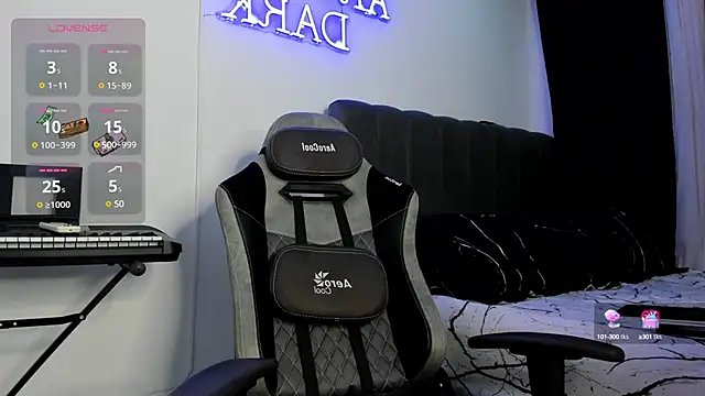 Snapshot of Aron_Dark chatting on January 2025 12:42:01 PM Aron Dark online show from January 2025 12:42:01 PM