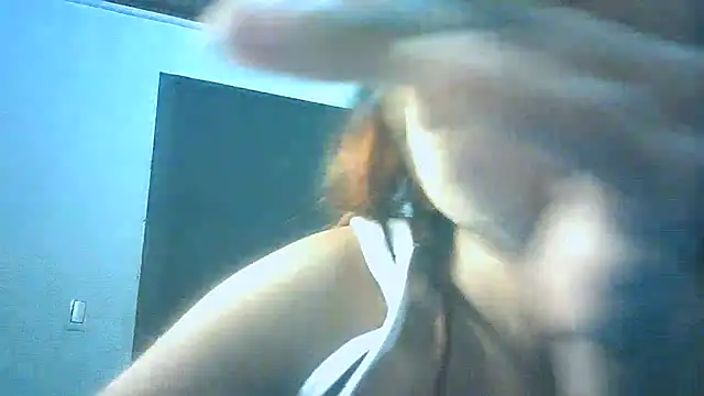 Bellabeltrann online show from December 2024 02:02:02 AM