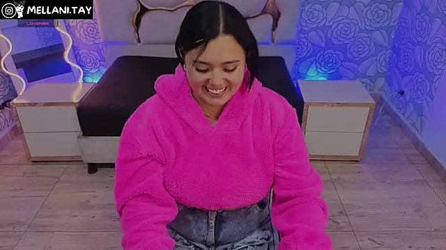 Mellani tay online show from November 2025 03:38:02 AM