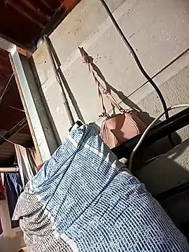 Akonam3000 online show from November 2025 06:10:02 PM