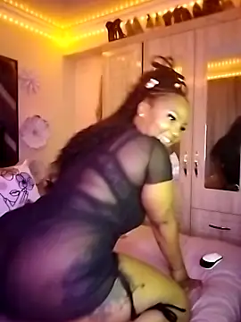 Spotty Coochie online show from February 2025 10:15:02 PM