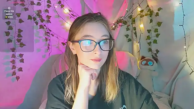 monlight  dana online show from December 2024 11:54:02 AM