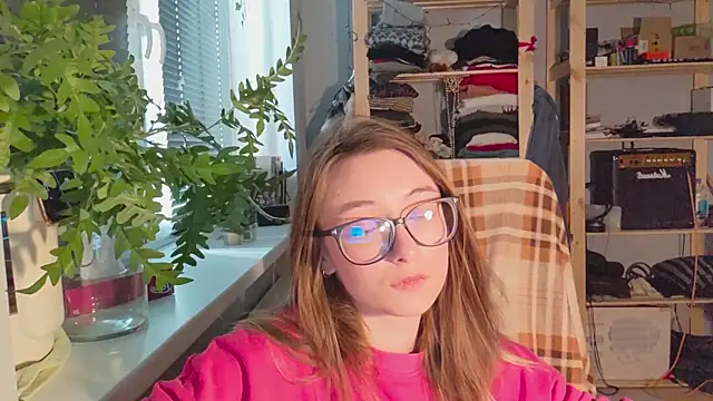 monlight  dana online show from February 2025 01:08:02 PM