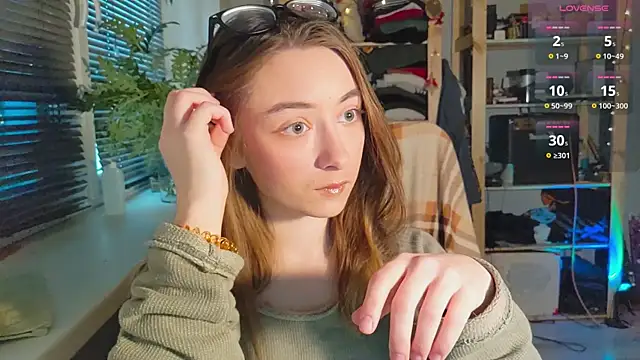 monlight  dana online show from March 2025 02:45:01 PM