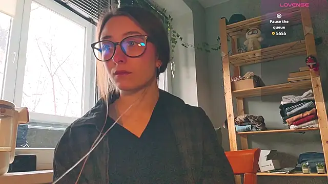 monlight  dana online show from April 2026 01:49:01 PM