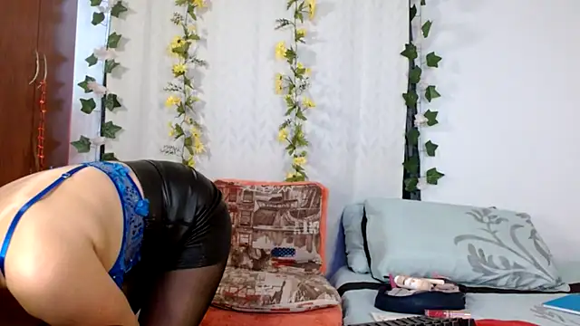 cattaleya1476 online show from February 2025 06:49:02 PM