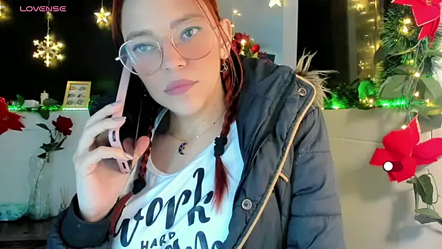 Snapshot of mariana_scott__ chatting on January 2025 01:49:01 AM mariana scott online show from January 2025 01:49:01 AM