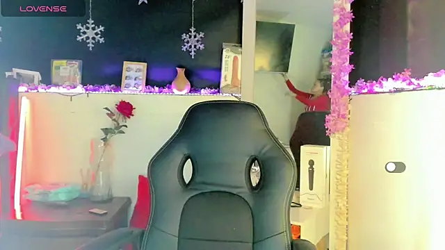 Snapshot of mariana_scott__ chatting on January 2025 01:33:01 AM mariana scott online show from January 2025 01:33:01 AM