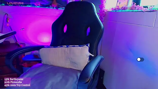 Snapshot of mariana_scott__ chatting on September 2025 09:37:01 PM mariana scott online show from September 2025 09:37:01 PM