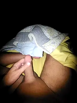 Snapshot of theclubist111 chatting on February 2025 05:44:02 AM theclubist111 online show from February 2025 05:44:02 AM