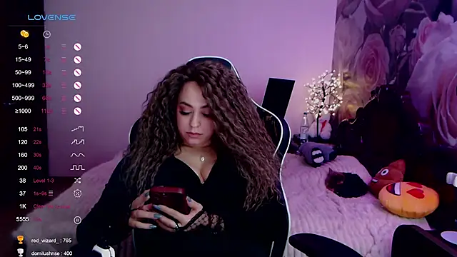 Snapshot of _Just_a_queen_3 chatting on December 2024 09:02:01 PM Just a queen 3 online show from December 2024 09:02:01 PM