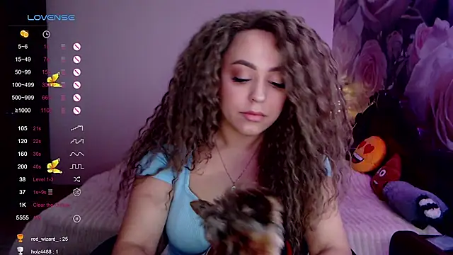 Snapshot of _Just_a_queen_3 chatting on December 2024 06:21:01 PM Just a queen 3 online show from December 2024 06:21:01 PM