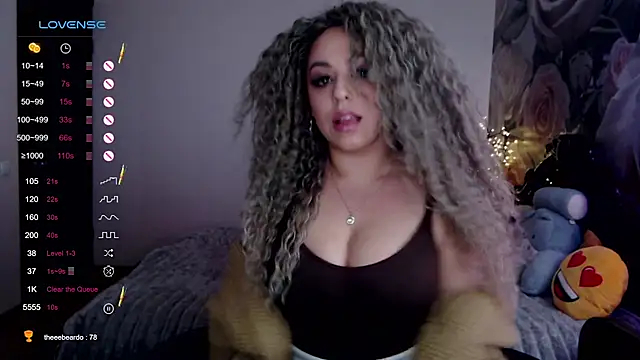 Snapshot of _Just_a_queen_3 chatting on March 2025 07:18:01 PM Just a queen 3 online show from March 2025 07:18:01 PM