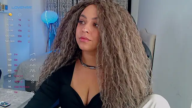 Snapshot of _Just_a_queen_3 chatting on October 2025 12:15:02 PM Just a queen 3 online show from October 2025 12:15:02 PM