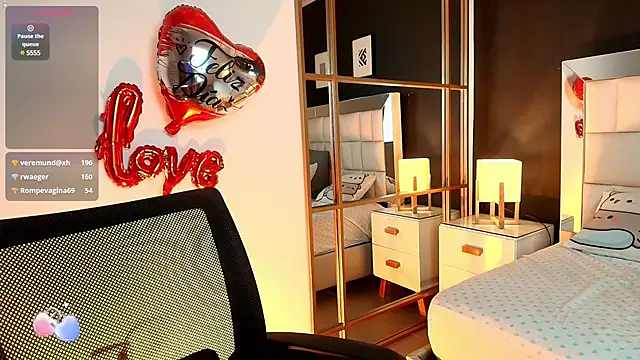 lisa casper online show from February 2025 08:36:02 PM