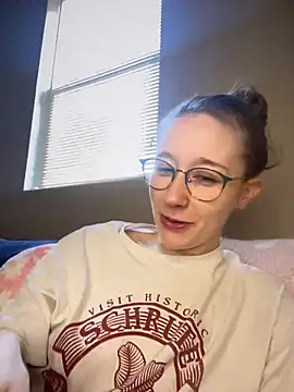 sage  marie online show from February 2025 01:30:02 PM