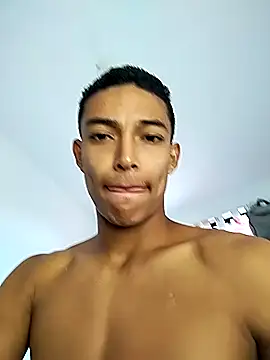 Demiansteven2 online show from February 2026 04:38:02 PM