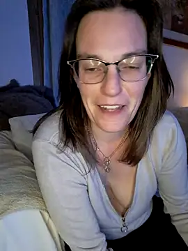 SpiceLea online show from January 2025 09:34:02 PM