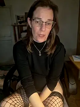 SpiceLea online show from January 2025 06:39:01 PM