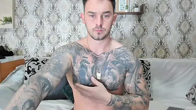 Snapshot of Jonmusclemaster chatting on February 2025 03:41:02 PM Jonmusclemaster online show from February 2025 03:41:02 PM