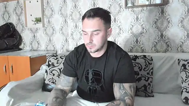 Snapshot of Jonmusclemaster chatting on March 2025 08:16:01 PM Jonmusclemaster online show from March 2025 08:16:01 PM