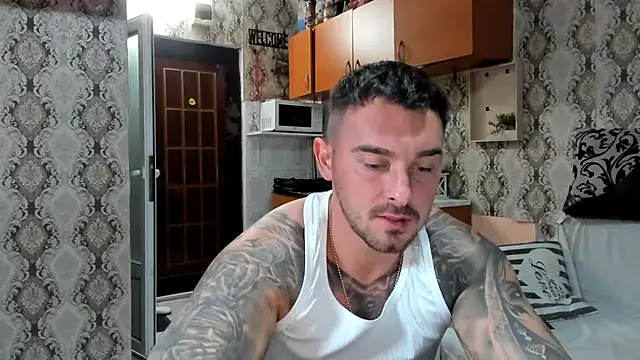 Snapshot of Jonmusclemaster chatting on September 2025 08:12:02 PM Jonmusclemaster online show from September 2025 08:12:02 PM