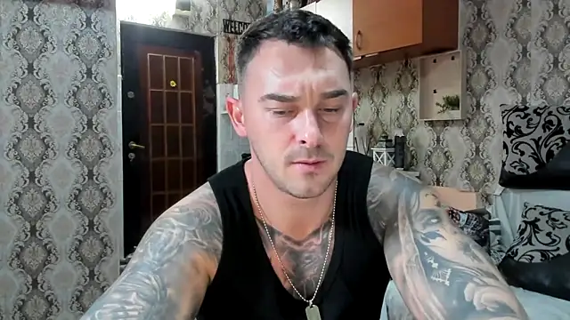 Snapshot of Jonmusclemaster chatting on October 2025 08:28:02 PM Jonmusclemaster online show from October 2025 08:28:02 PM