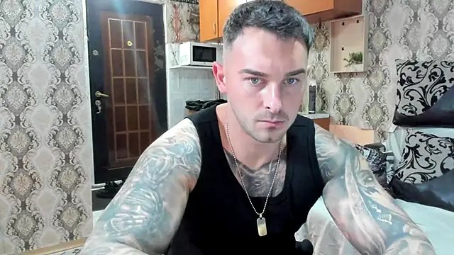 Snapshot of Jonmusclemaster chatting on October 2025 07:58:02 PM Jonmusclemaster online show from October 2025 07:58:02 PM