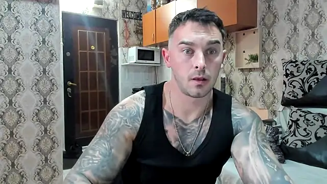 Snapshot of Jonmusclemaster chatting on October 2025 07:25:02 PM Jonmusclemaster online show from October 2025 07:25:02 PM