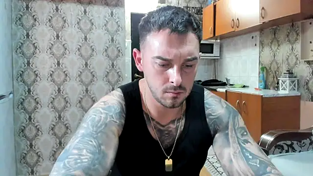 Snapshot of Jonmusclemaster chatting on November 2025 09:17:01 PM Jonmusclemaster online show from November 2025 09:17:01 PM