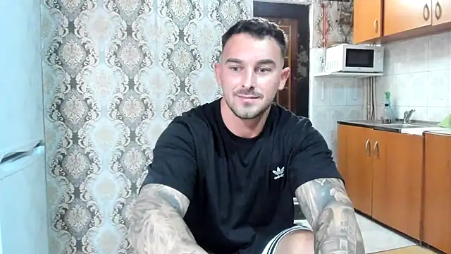 Snapshot of Jonmusclemaster chatting on July 2026 09:03:01 PM Jonmusclemaster online show from July 2026 09:03:01 PM