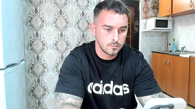 Snapshot of Jonmusclemaster chatting on July 2026 08:30:01 PM Jonmusclemaster online show from July 2026 08:30:01 PM