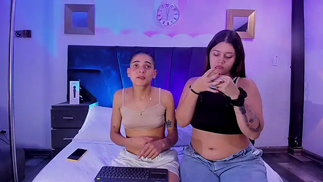 AndreaAndKarina online show from December 2024 05:18:02 AM