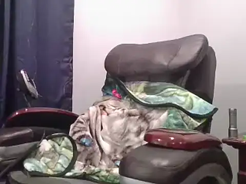 deepinnnnn online show from March 2025 06:26:02 AM