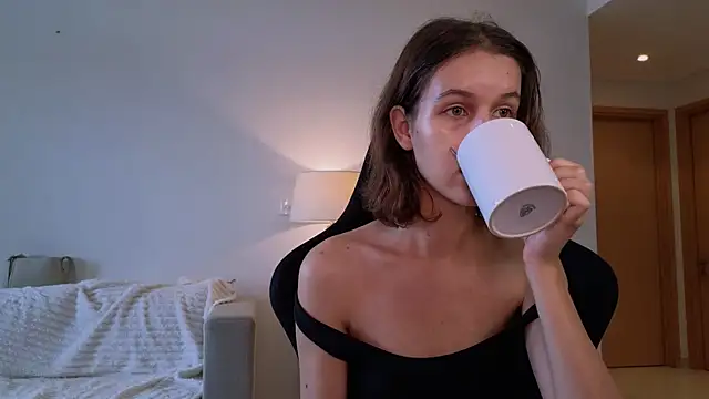 VanessaBayer2 online show from December 2024 02:36:02 AM