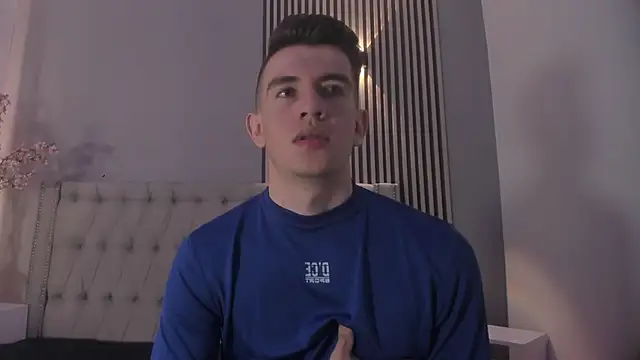 MikaelSlow online show from October 2025 09:58:02 PM