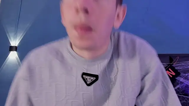 MikaelSlow online show from October 2025 03:41:02 AM