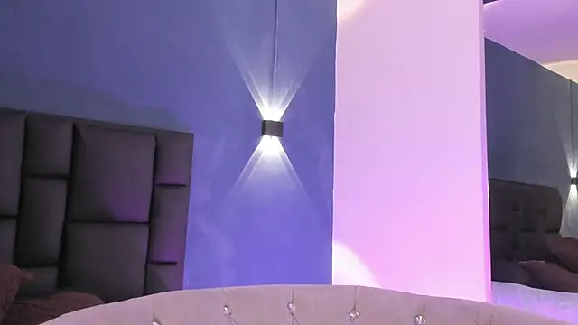 MikaelSlow online show from February 2026 04:00:01 AM