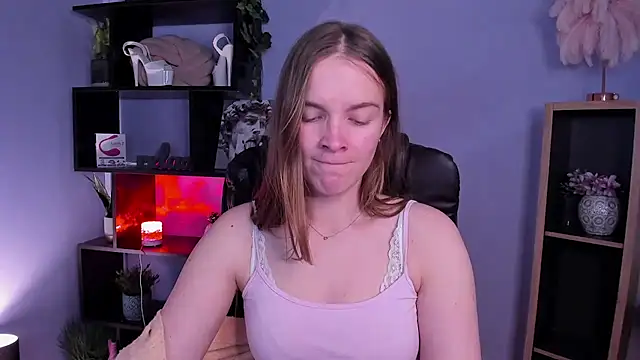 Snapshot of kenzie_x chatting on December 2024 11:04:02 AM kenzie x online show from December 2024 11:04:02 AM