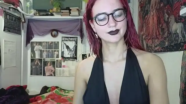 Snapshot of TatianaRomanov chatting on November 2025 07:14:02 PM TatianaRomanov online show from November 2025 07:14:02 PM