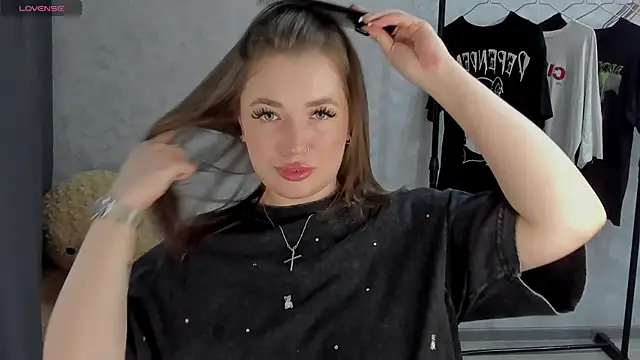 Snapshot of Diana_twerk chatting on May 2026 09:39:02 AM Diana twerk online show from May 2026 09:39:02 AM