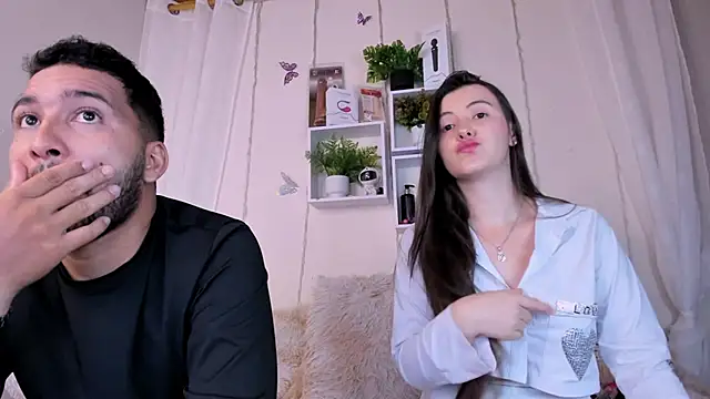 Idara and Edahi01 online show from March 2025 03:22:02 AM