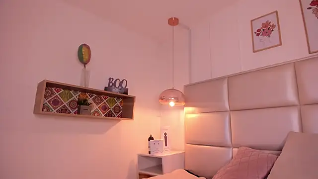 Snapshot of Aily_Yozuko chatting on February 2025 09:17:02 AM Aily Yozuko online show from February 2025 09:17:02 AM