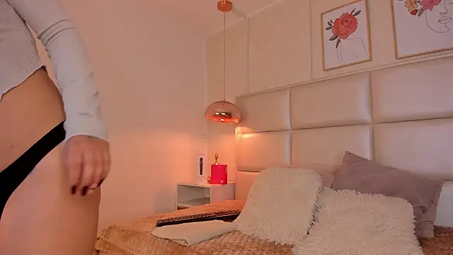 Snapshot of Aily_Yozuko chatting on November 2025 02:36:02 AM Aily Yozuko online show from November 2025 02:36:02 AM