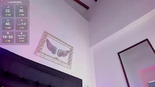 Mia 222 online show from February 2025 03:26:01 PM