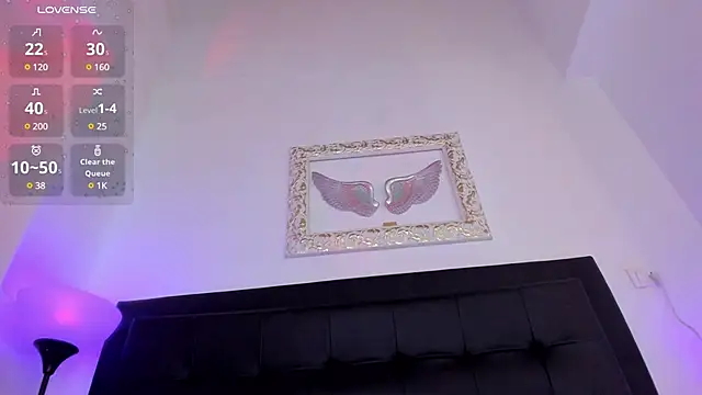 Mia 222 online show from February 2025 03:38:01 PM