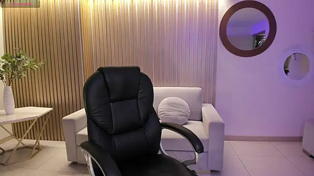 DonnaStonne online show from January 2025 05:51:02 PM