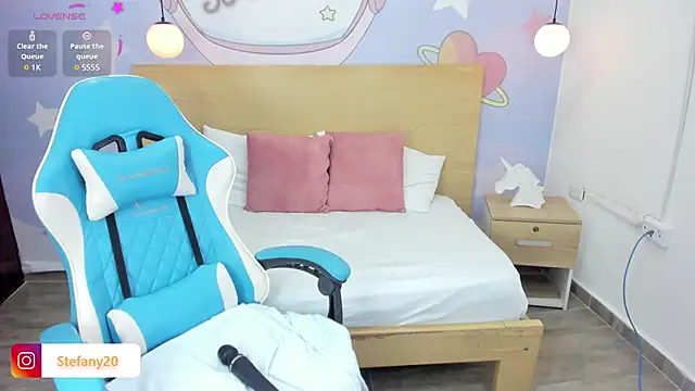 amor smith  online show from January 2025 07:49:01 AM