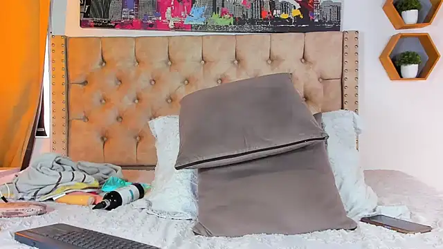 Snapshot of Anya_Texas chatting on February 2025 08:10:01 PM Anya Texas online show from February 2025 08:10:01 PM